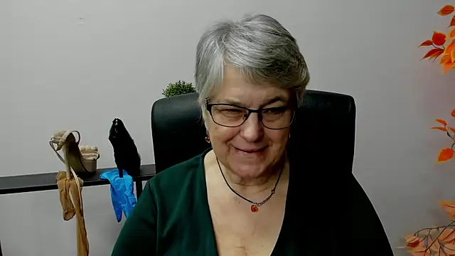 IrisDream online show from 02/14/25, 01:51