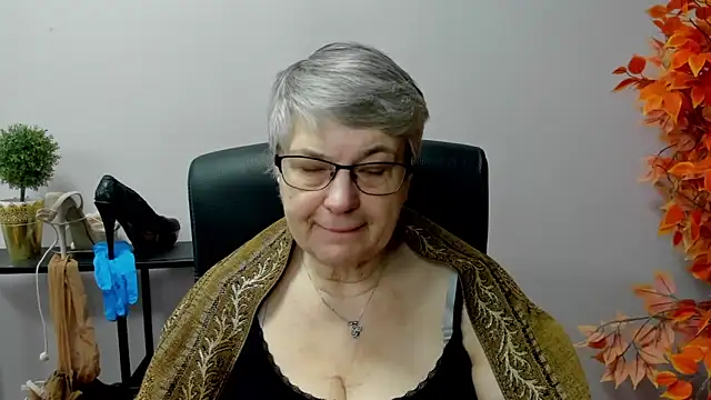 IrisDream online show from 03/21/25, 07:22