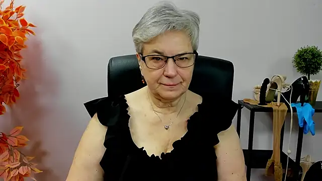 IrisDream online show from 10/30/25, 07:17