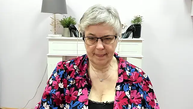 IrisDream online show from 03/25/26, 07:08