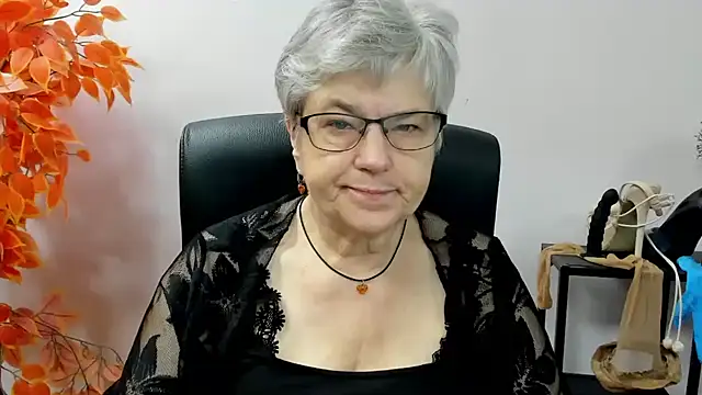 IrisDream online show from 09/25/25, 06:19