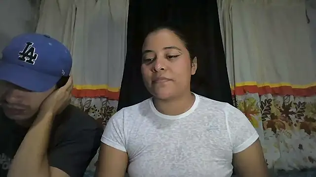 Snapshot of Bruno_Iris_sex chatting on 10/18/25, 08:38 Bruno Iris sex online show from 10/18/25, 08:38