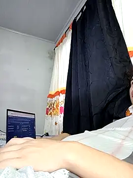 Snapshot of Bruno_Iris_sex chatting on 09/30/25, 11:05 Bruno Iris sex online show from 09/30/25, 11:05