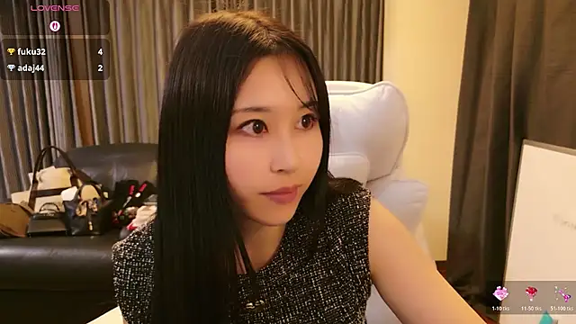 -satomi-jp online show from 05/03/26, 01:36