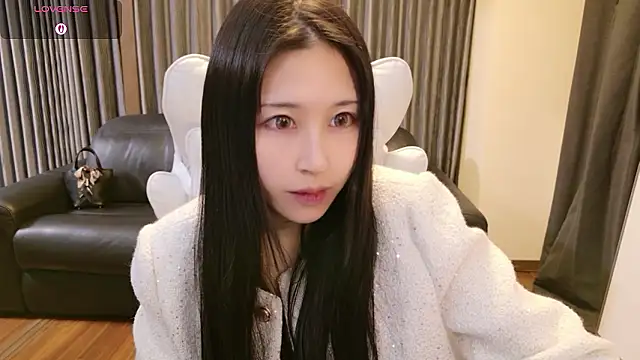 Snapshot of -satomi-jp chatting on 02/05/26, 02:13 -satomi-jp online show from 02/05/26, 02:13