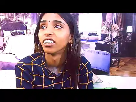 Snapshot of IndianSexySlender chatting on 11/07/25, 05:34 IndianSexySlender online show from 11/07/25, 05:34