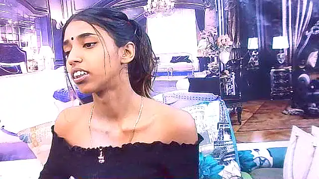 Snapshot of IndianSexySlender chatting on 11/03/25, 05:23 IndianSexySlender online show from 11/03/25, 05:23