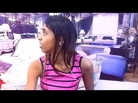 Snapshot of IndianSexySlender chatting on 11/13/25, 05:11 IndianSexySlender online show from 11/13/25, 05:11