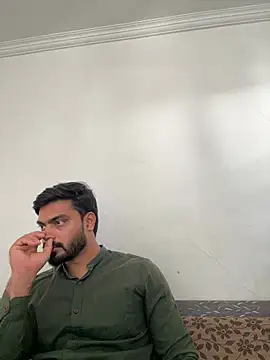 Snapshot of hotboysammy chatting on 02/06/25, 05:25 hotboysammy online show from 02/06/25, 05:25