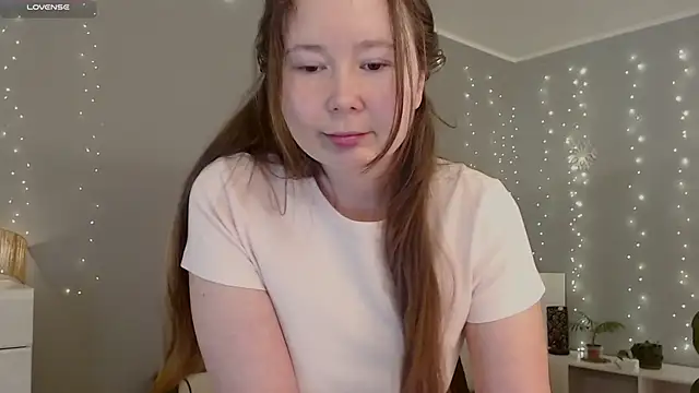 Snapshot of nextdoorbabygirl chatting on 03/17/25, 08:19 nextdoorbabygirl online show from 03/17/25, 08:19