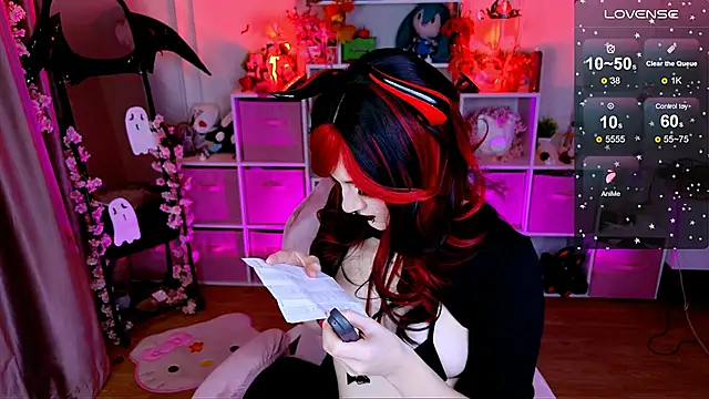 Aki  Ra online show from 11/11/25, 10:37