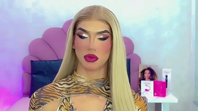 briana sex32 online show from 04/12/26, 02:04