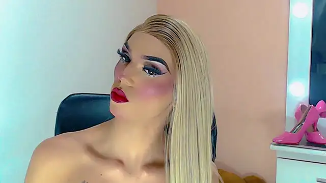 Snapshot of briana_sex32 chatting on 11/13/25, 03:54 briana sex32 online show from 11/13/25, 03:54