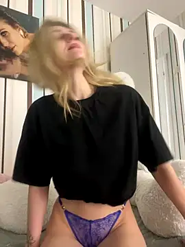 Liya my online show from 12/18/25, 08:56