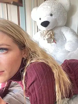 Liya my online show from 11/03/25, 10:41