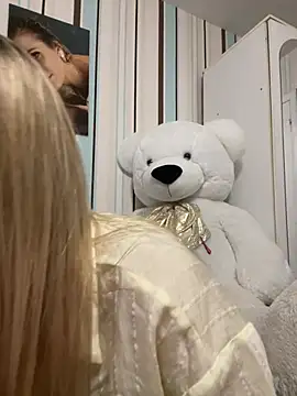 Liya my online show from 02/18/26, 03:52