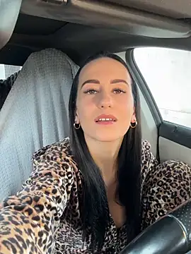 Lorina Candy online show from 12/14/25, 01:17