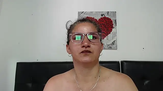 Angelinna Milf online show from 10/14/25, 07:25