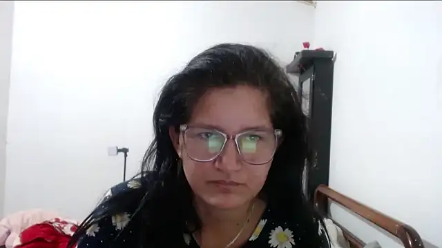 Angelinna Milf online show from 09/18/25, 08:01