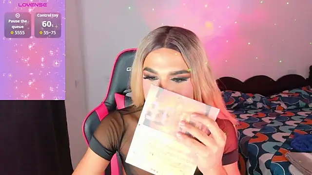 AllisonsweetZ online show from 11/03/25, 07:17