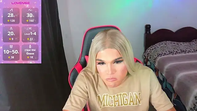 AllisonsweetZ online show from 11/05/25, 02:31