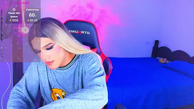 AllisonsweetZ online show from 03/25/26, 04:39