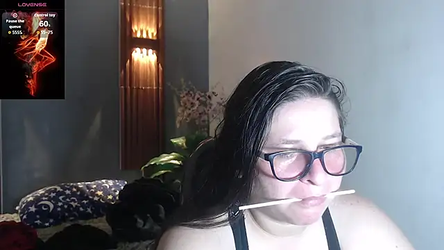 Snapshot of katty_femdom chatting on 09/23/25, 12:45 katty femdom online show from 09/23/25, 12:45