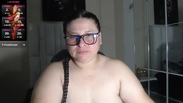 Snapshot of katty_femdom chatting on 09/12/25, 12:49 katty femdom online show from 09/12/25, 12:49