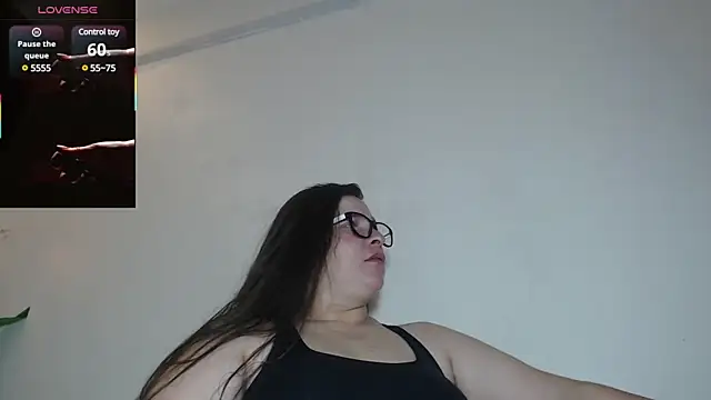 Snapshot of katty_femdom chatting on 03/19/25, 12:45 katty femdom online show from 03/19/25, 12:45