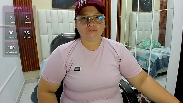 Snapshot of katty_femdom chatting on 07/09/26, 09:10 katty femdom online show from 07/09/26, 09:10
