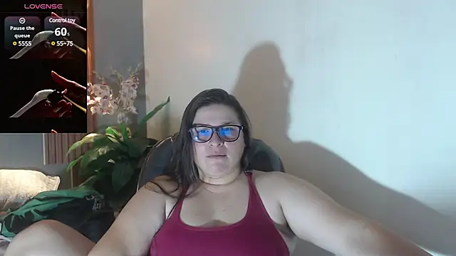 Snapshot of katty_femdom chatting on 03/16/25, 12:44 katty femdom online show from 03/16/25, 12:44