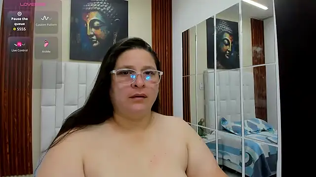 Snapshot of katty_femdom chatting on 07/11/26, 09:42 katty femdom online show from 07/11/26, 09:42