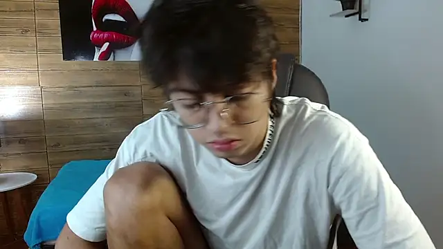 jhoellx online show from 12/04/25, 08:19