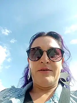 sophie banger online show from 03/29/26, 08:32