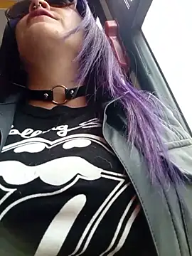 sophie banger online show from 04/05/26, 06:47