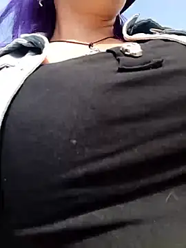 sophie banger online show from 11/17/25, 06:45