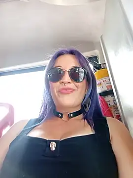 sophie banger online show from 10/24/25, 05:12