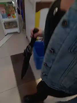 sophie banger online show from 02/24/26, 08:53