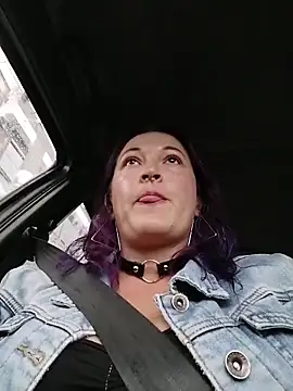 sophie banger online show from 04/17/26, 09:06