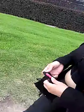 sophie banger online show from 10/29/25, 07:02