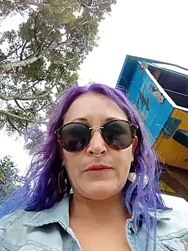 sophie banger online show from 10/19/25, 06:21