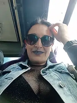 sophie banger online show from 04/07/26, 08:10