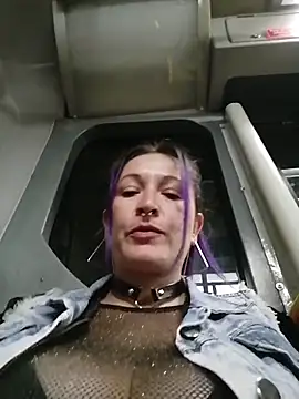 sophie banger online show from 04/21/26, 01:42