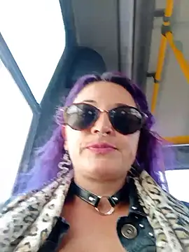 sophie banger online show from 11/20/25, 07:25