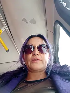 sophie banger online show from 03/24/26, 06:08