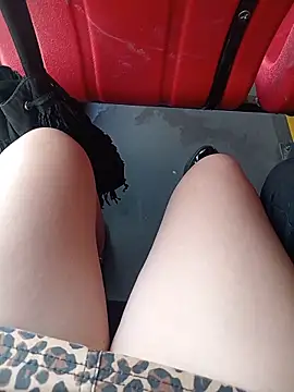 sophie banger online show from 04/18/26, 07:18