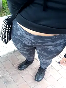 sophie banger online show from 09/28/25, 03:52