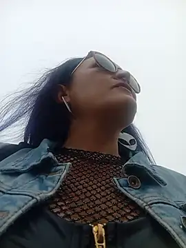 sophie banger online show from 02/07/26, 07:22