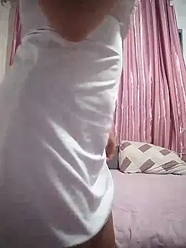 lilisilva22 online show from 03/12/26, 04:11