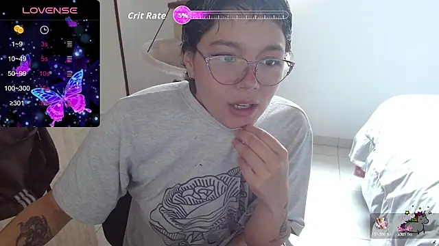 TRIXIE TANG28 online show from 10/09/25, 03:12